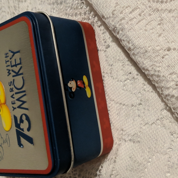 75 years w/Mickey Watch NWOT - Picture 13 of 13
